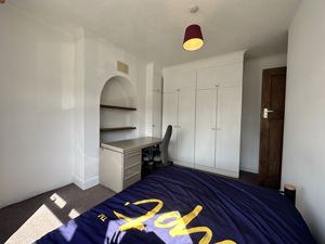 Photo 21- click for photo gallery